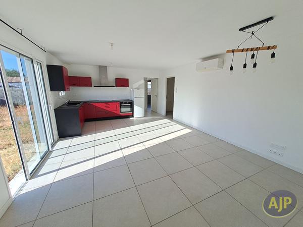Maison à vendre Challans - 4 pièces, 70m² avec 2 chambre(s) à 222 600€ - AJP Immobilier Challans