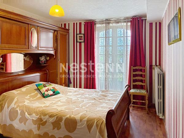 Maison longère de plain-pied au calme ? combles aménageables et dépendances - Secteur de Querré