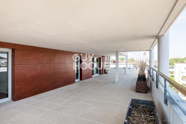 Pont Jumeaux : Appartement T5 avec terrasse de 70m2