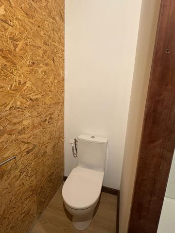 A LOUER - Local d'activité - 150 m2 - Le Cours