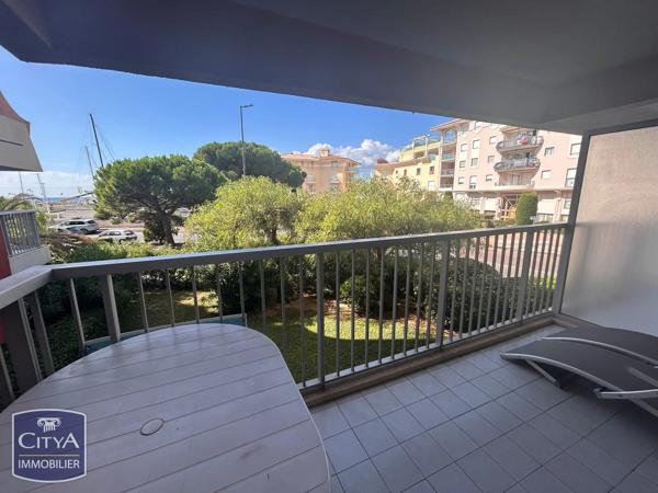Appartement à vendre 1 pièce 26m² Fréjus (83600)