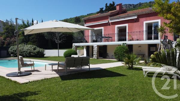 Maison à vendre  5 pièces - 138 m2 CHATEAUNEUF GRASSE - 06