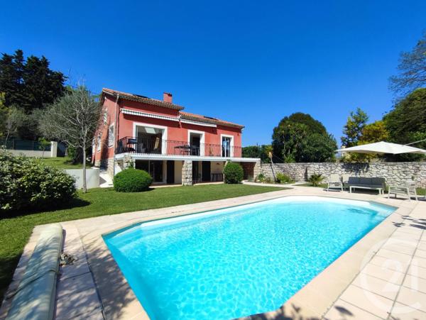Maison à vendre  5 pièces - 138 m2 CHATEAUNEUF GRASSE - 06