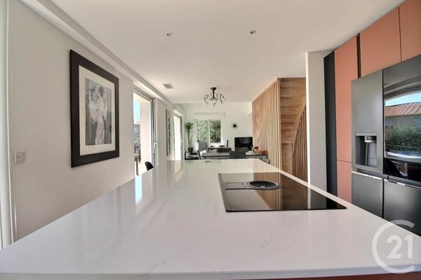 Maison à vendre  5 pièces - 138 m2 CHATEAUNEUF GRASSE - 06