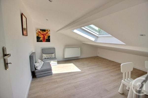 Maison à vendre  5 pièces - 138 m2 CHATEAUNEUF GRASSE - 06