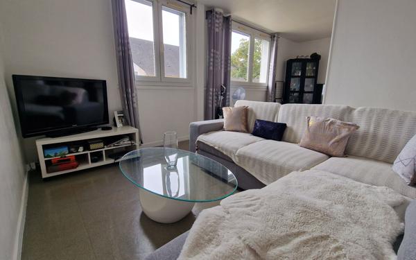 Appartement à vendre    2 pièces • 60,97 m2 Fleury-les-Aubrais