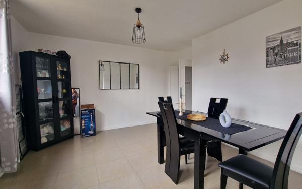 Appartement à vendre    2 pièces • 60,97 m2 Fleury-les-Aubrais