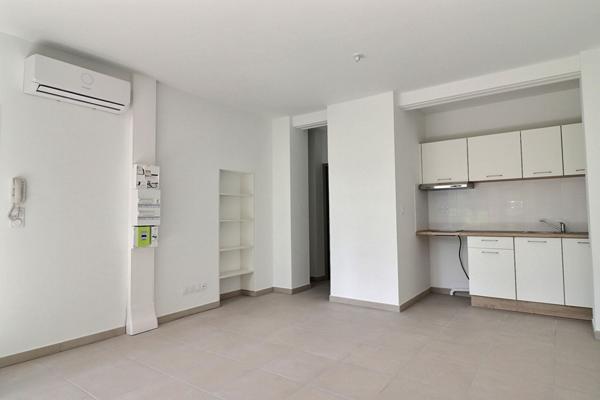 Appartement T2 en centre ville d'Albi - Terrasse et parking.