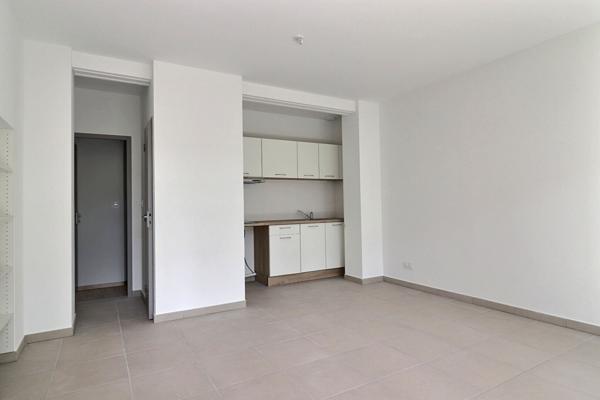Appartement T2 en centre ville d'Albi - Terrasse et parking.