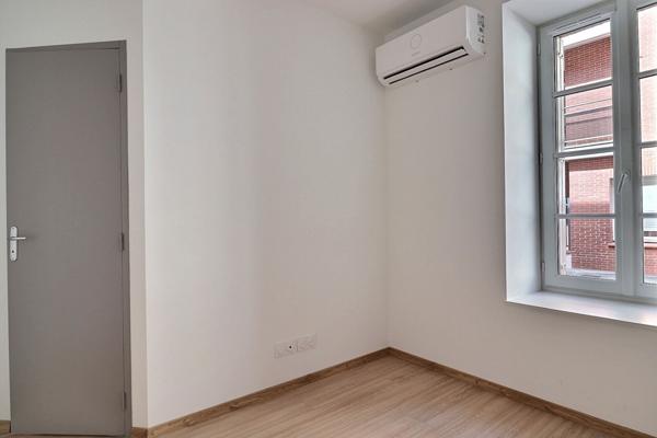 Appartement T2 en centre ville d'Albi - Terrasse et parking.
