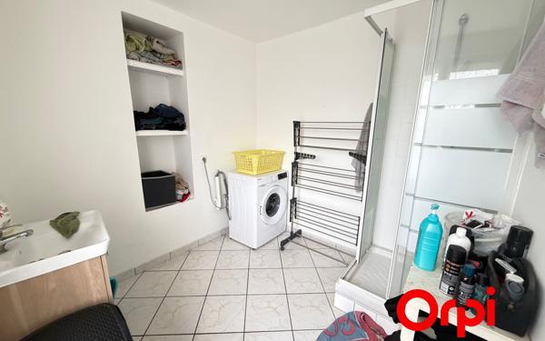 Immeuble à vendre    3 pièces •  Fère-en-Tardenois