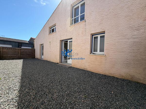 MAISON 4 CHAMBRES AVEC EXTERIEUR ET GARAGE Cire d aunis