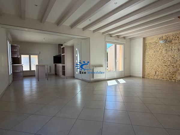 MAISON 4 CHAMBRES AVEC EXTERIEUR ET GARAGE Cire d aunis