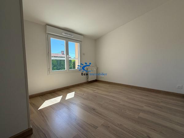MAISON 4 CHAMBRES AVEC EXTERIEUR ET GARAGE Cire d aunis
