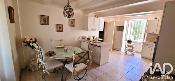 Maison à vendre 4 pièces 121 m² Le Castellet