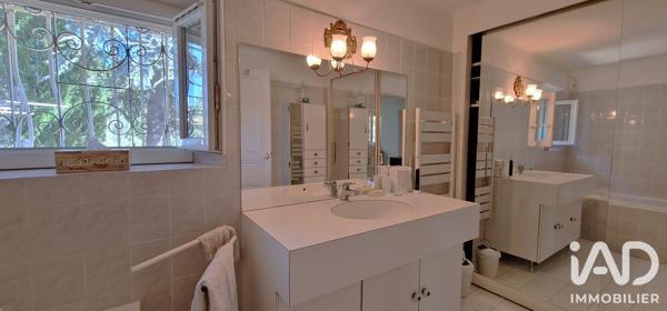 Maison à vendre 4 pièces 121 m² Le Castellet
