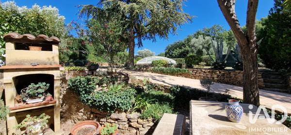 Maison à vendre 4 pièces 121 m² Le Castellet
