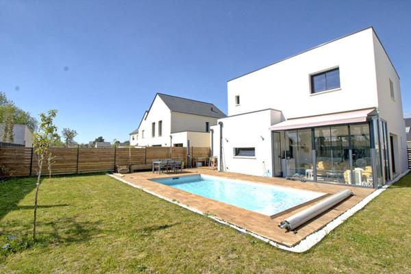 Maison de plain pied avec piscine de 2024 Type 5 BRAIN SUR L'AUTHION