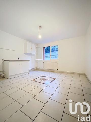 Immeuble à vendre 152 m² Gien