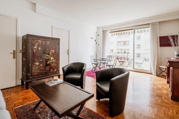 Appartement Paris 16e - HENRI MARTIN / MAIRIE