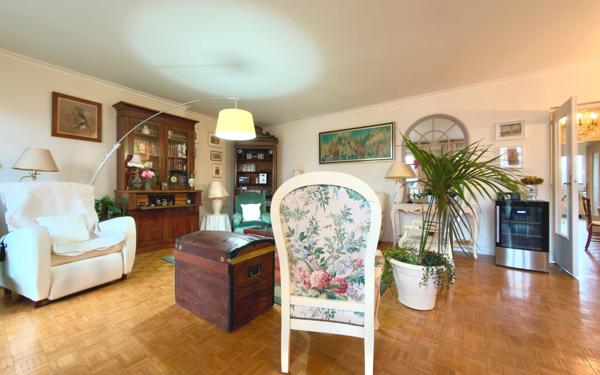 Appartement à vendre    3 pièces • 94,90 m2 Épinay-sur-Seine