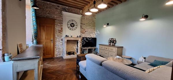 Superbe propriete de caractere, maison familiale offrant 5 chambres et un agreable terrain arbore