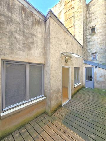 BORDEAUX SAINT PIERRE : APPARTEMENT T1 AVEC TERRASSE