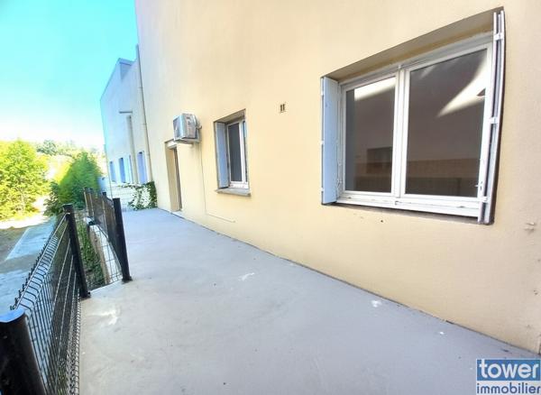 Appartement
                                                                                                                                                                                                                                                                                                                        4 pièce(s)                                                                                                                                                                                                          3 chambre(s)                                                                                                                                                                                                          90  m²