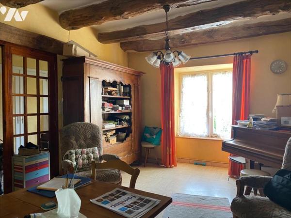 Bourg de Plumelec maison avec 1000 m² de terrain