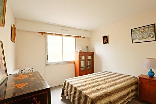 Appartement Nanterre 2 pièce(s) 45 m2 €253 000 ** - Référence 15167