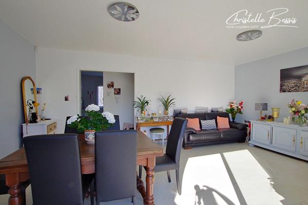 Charmante maison de 4 pièces - RDJ total - Garage