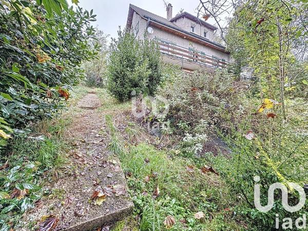 Maison 7 pièces de 220 m² à Neyron (01700)