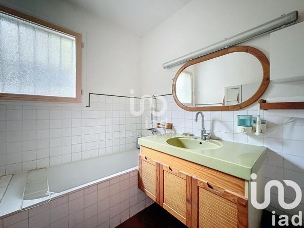 Maison 7 pièces de 220 m² à Neyron (01700)