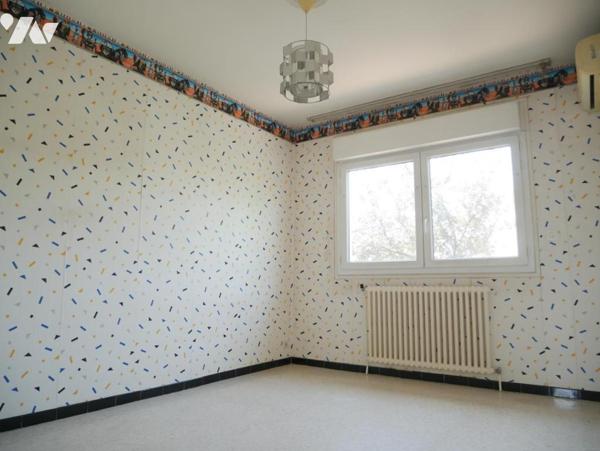 Quartier " Hôpitaux - Facultés", au calme, une maison de 180 m² avec un jardin de 630 m².