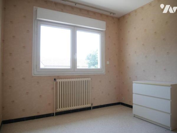 Quartier " Hôpitaux - Facultés", au calme, une maison de 180 m² avec un jardin de 630 m².