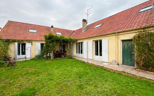 Maison à vendre    5 pièces • 130 m2 Rambouillet