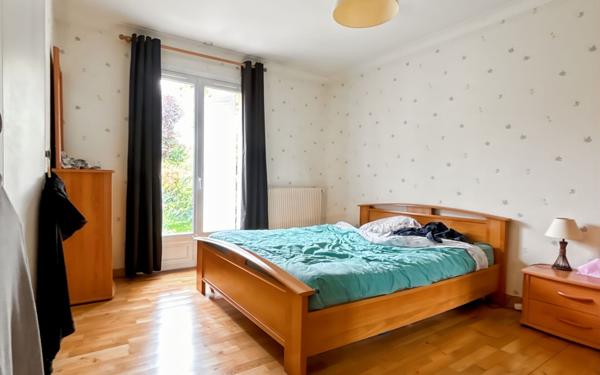Maison à vendre    5 pièces • 130 m2 Rambouillet