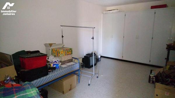 A VENDRE - VALENSOLE (04) - Alpes de Haute Provence: Spacieuse villa d'env 244 m² offrant de be...