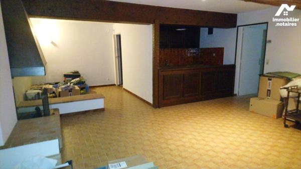 A VENDRE - VALENSOLE (04) - Alpes de Haute Provence: Spacieuse villa d'env 244 m² offrant de be...