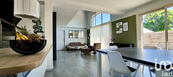 Maison traditionnelle 4 pièces de 109 m² à La Chapelle-sur-Erdre (44240)