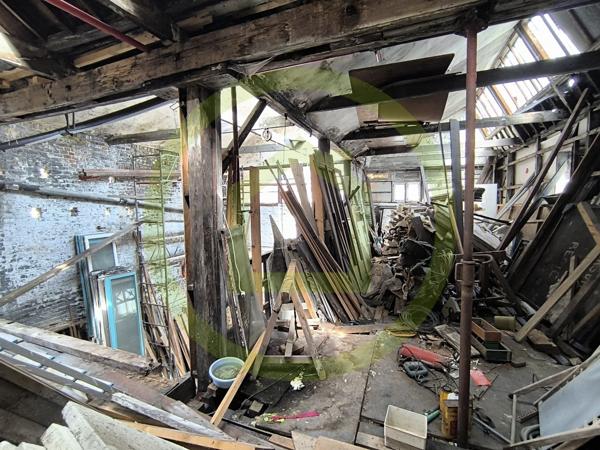 Immeuble à rénover à LILLE (59000)