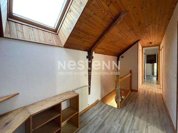 CHARMANTE LONGERE - BOURG DE GRAND-CHAMP