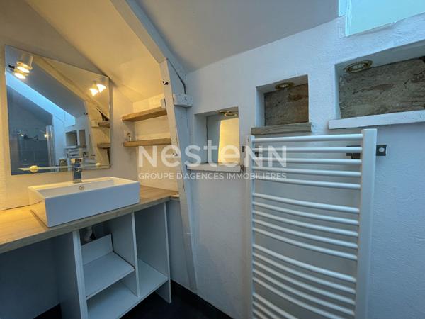 CHARMANTE LONGERE - BOURG DE GRAND-CHAMP