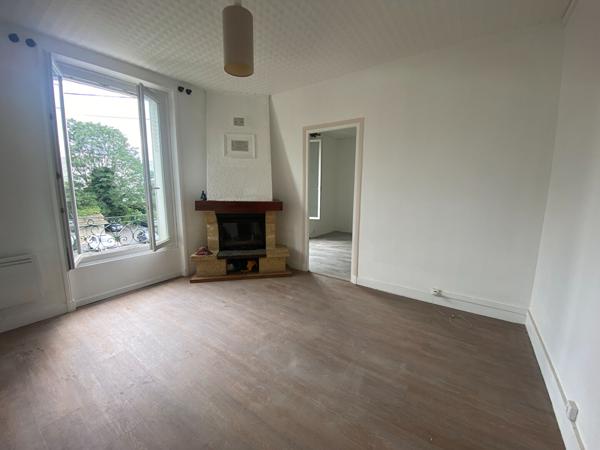 Appartement Corbeil Essonnes 3 pièce(s) 47.35 m2