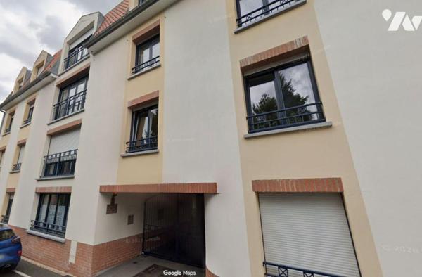 Appartement à vendre à Saint-Pol-sur-Ternoise (62130) en Pas-de-Calais (62)

À vendre, appart...