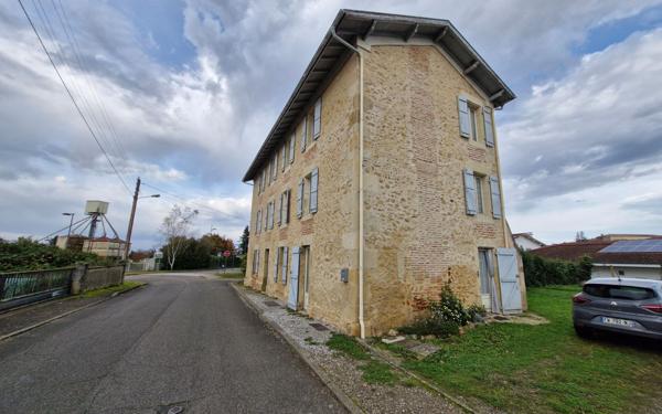 Maison à vendre    10 pièces •  Mugron