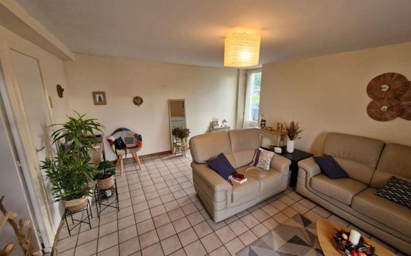 Maison à vendre    10 pièces •  Mugron