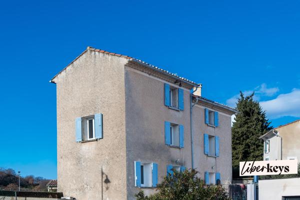 🏠 Maison de village avec extérieurs + garage, Malemort-du-Comtat