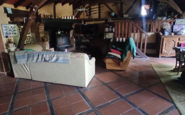 Maison à vendre    6 pièces •  Mensignac