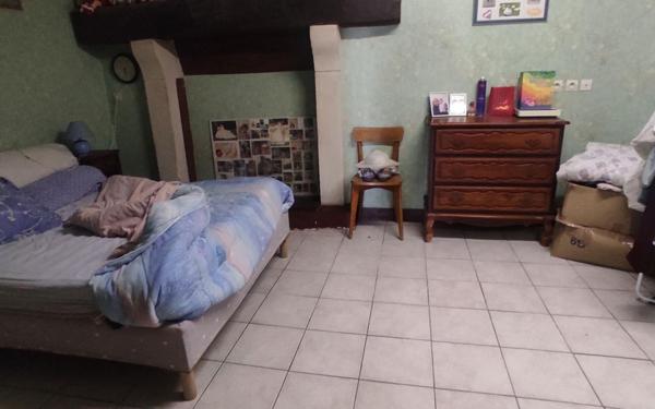 Maison à vendre    6 pièces •  Mensignac